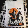 Retro Halloween Shirt - Vintage Ghost Tee
